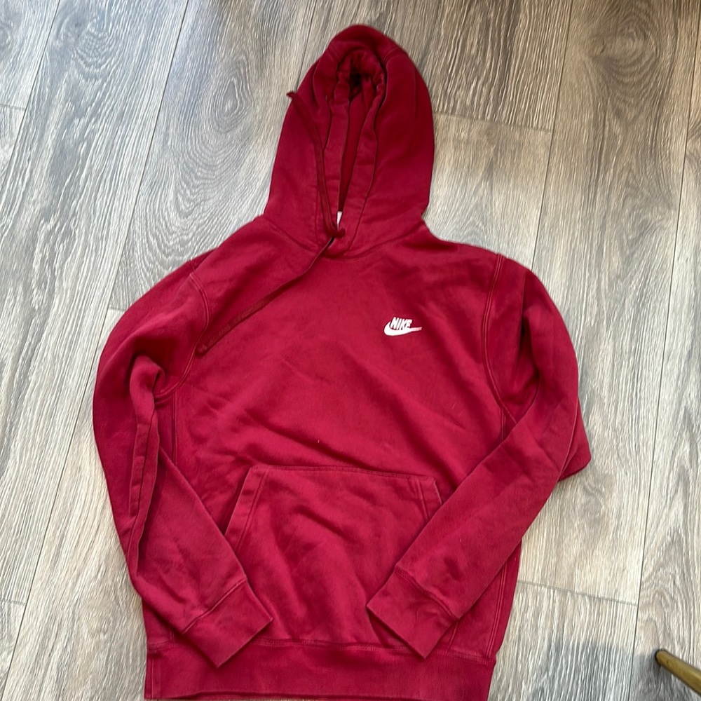 Nike hoodie size small